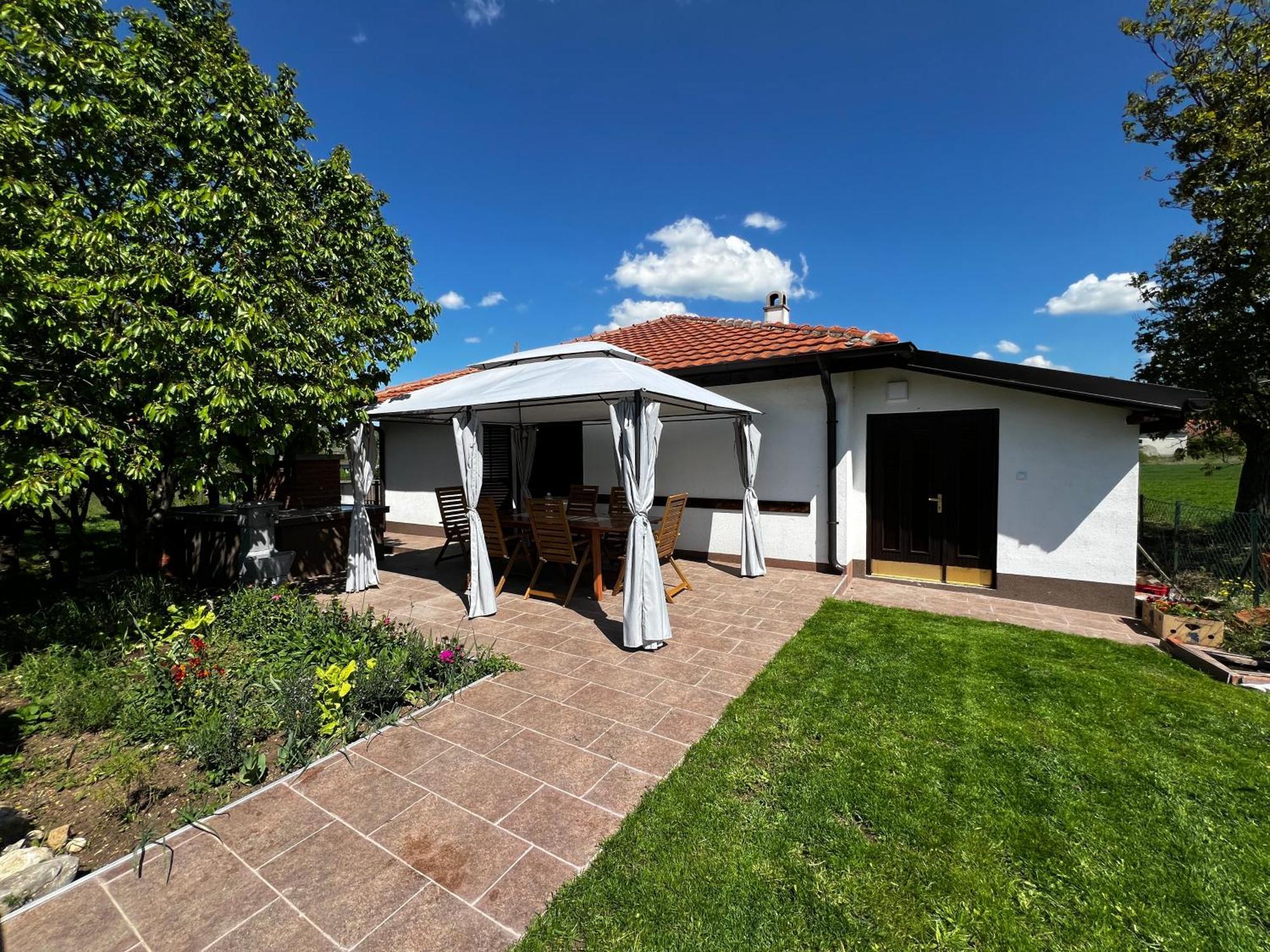House Milovanovic Соко Баня Екстериор снимка